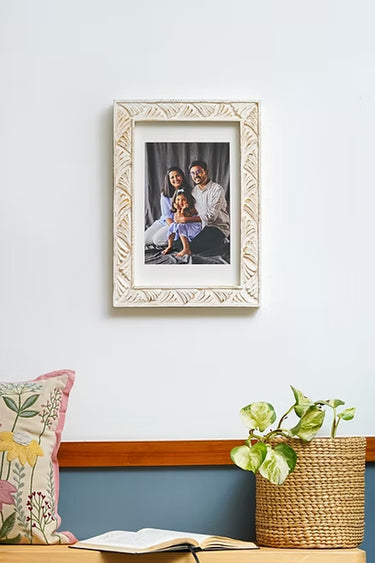 VIntage Wave Carving Picture Frame