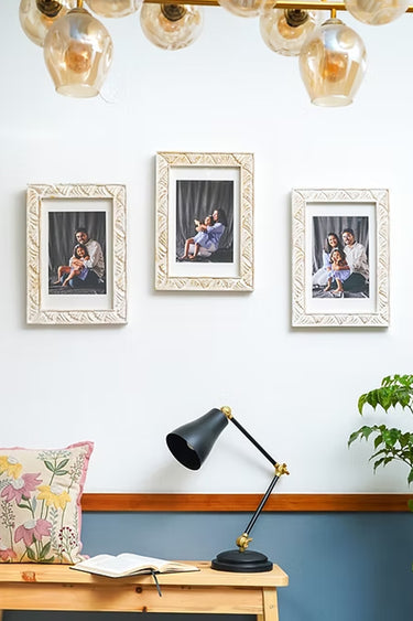 VIntage Wave Carving Picture Frame set